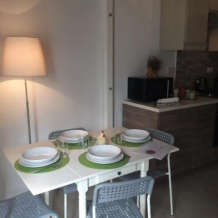 Apartment Camilla Rom