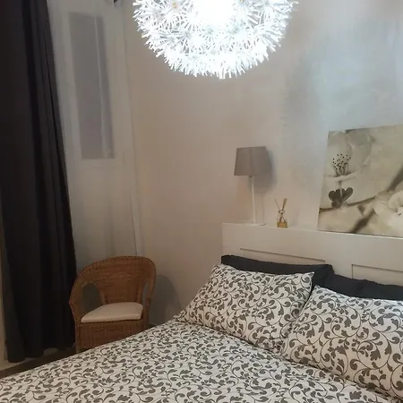 Camilla Apartment *